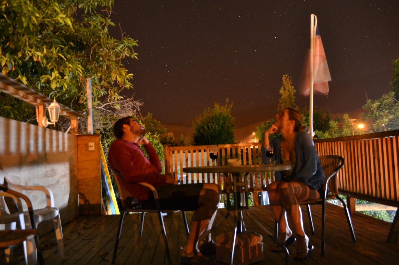 Hostal Michel Vicuna Exterior photo