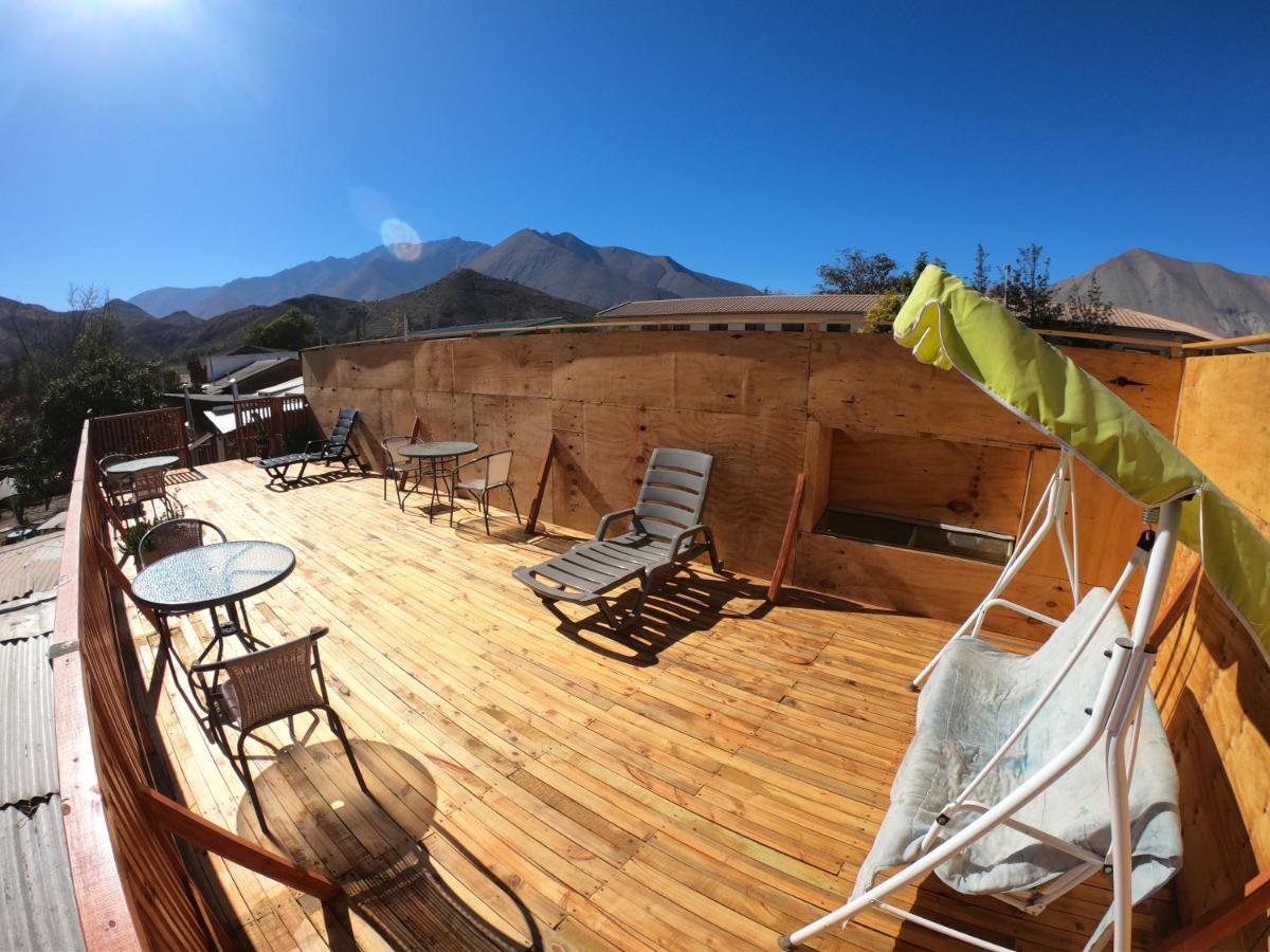 Hostal Michel Vicuna Exterior photo