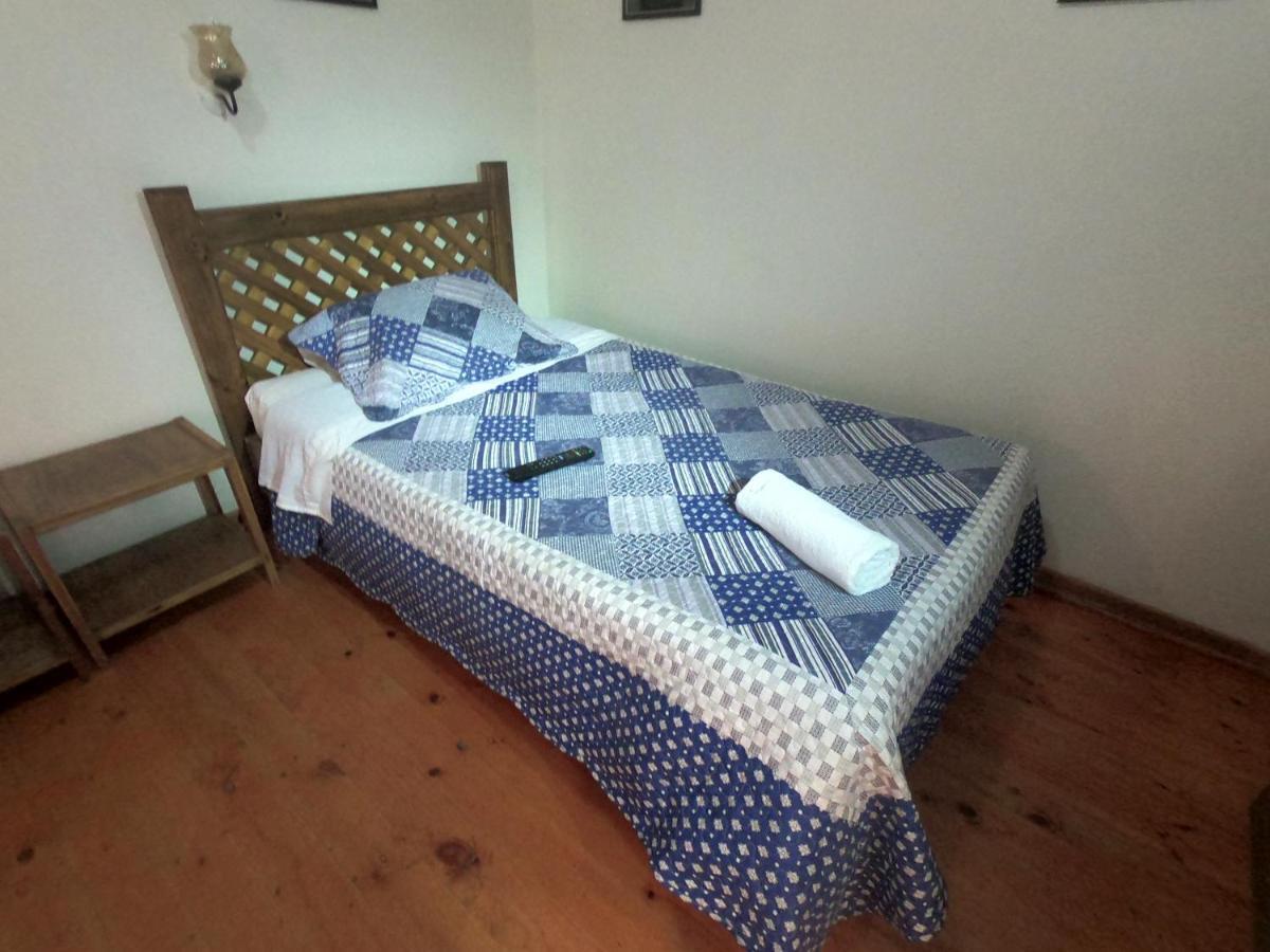 Hostal Michel Vicuna Exterior photo
